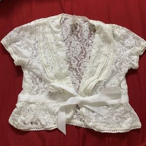 Lace shrug
